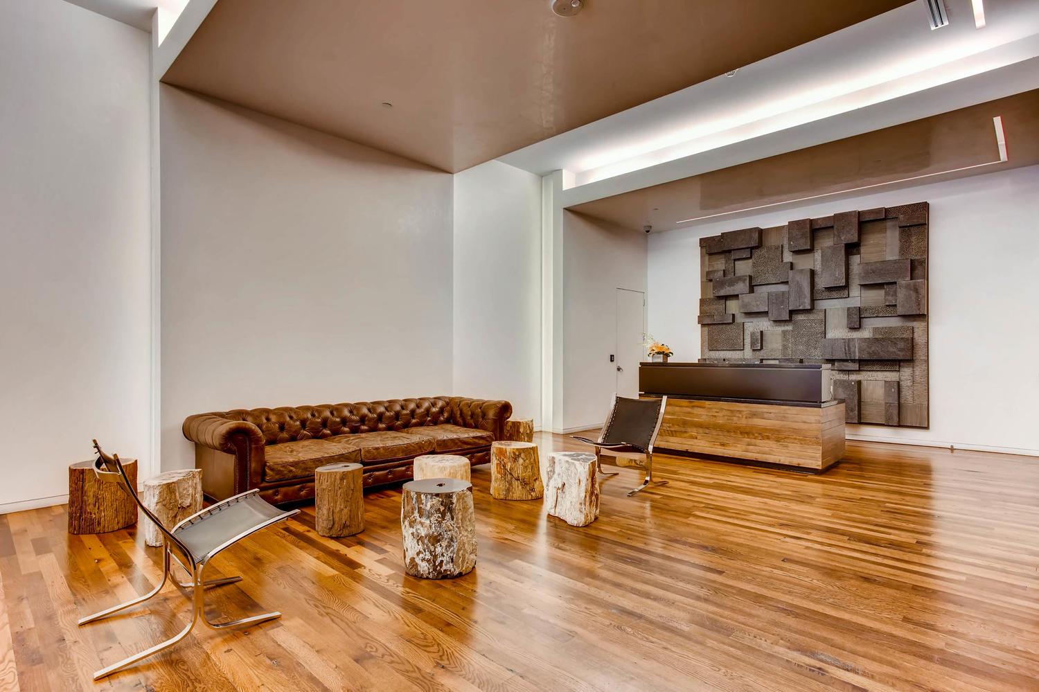 Lobby-16M-Denver