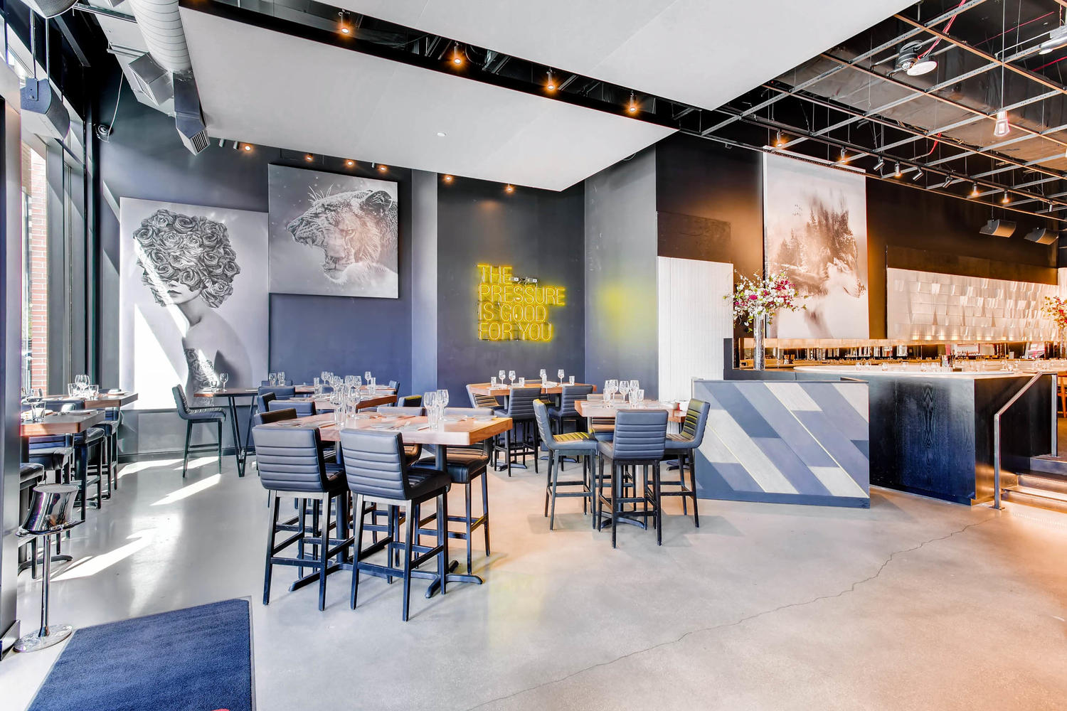 Bar with Tables-16M-Denver